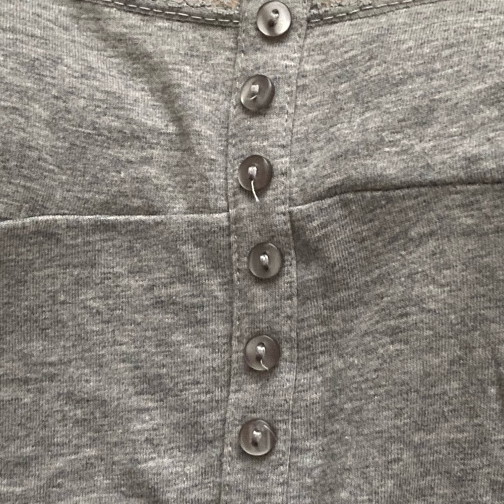 Light gray tank top - Picture 2 of 5